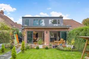 Rear aspect- click for photo gallery